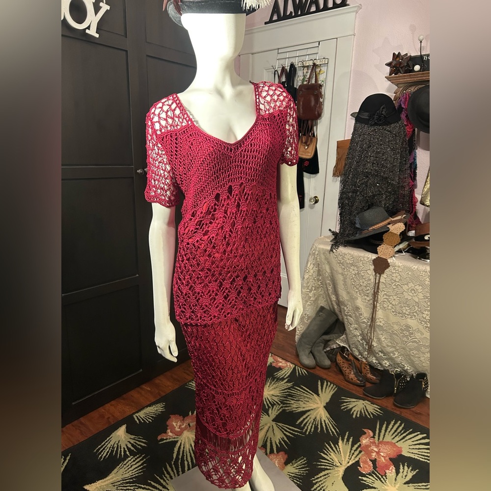 # 135 Vintage crocheted two-piece set